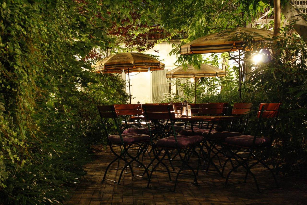 Stadthotel Brandenburger Hof 诺伊鲁平 外观 照片